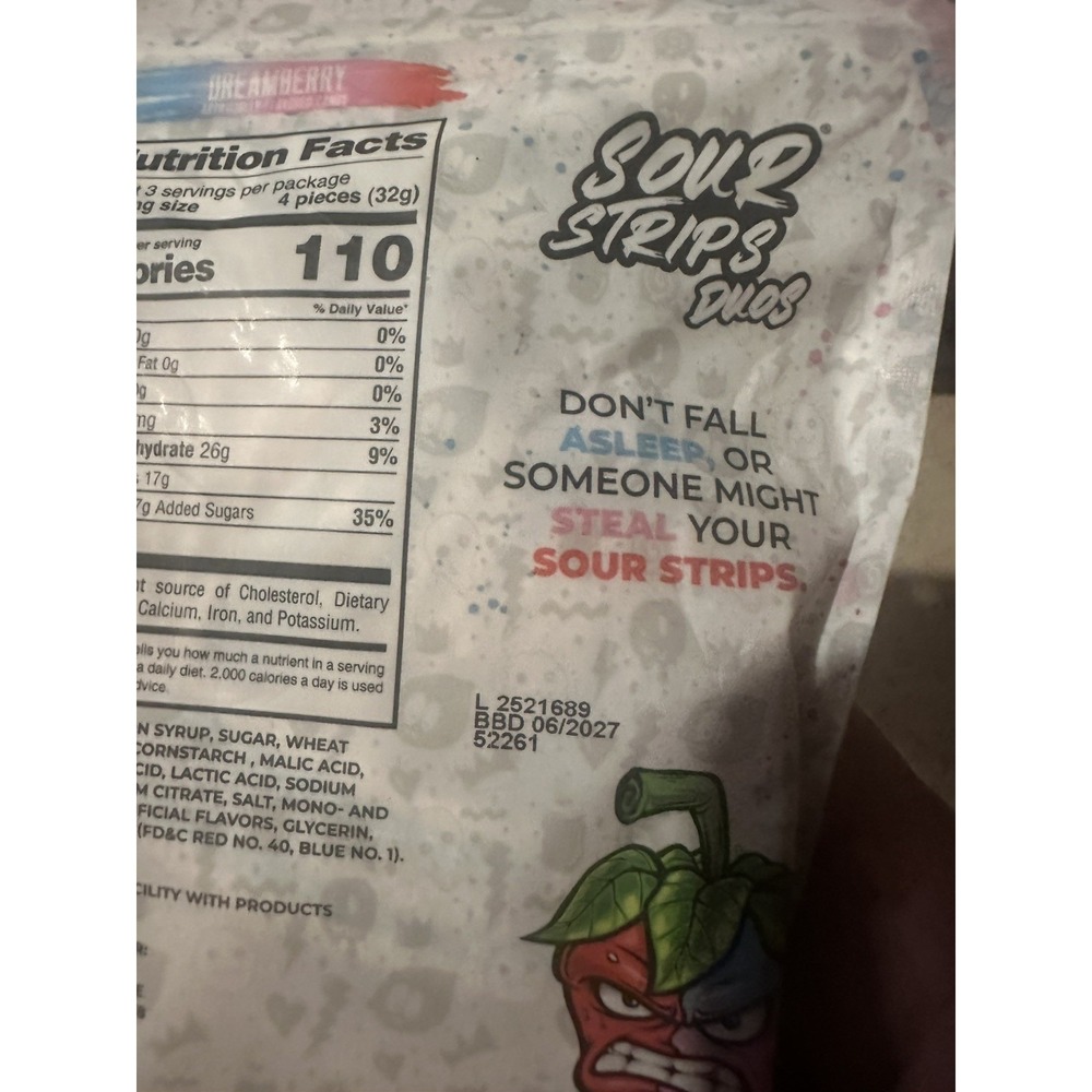Sour Strips Dreamberry (3.4oz)